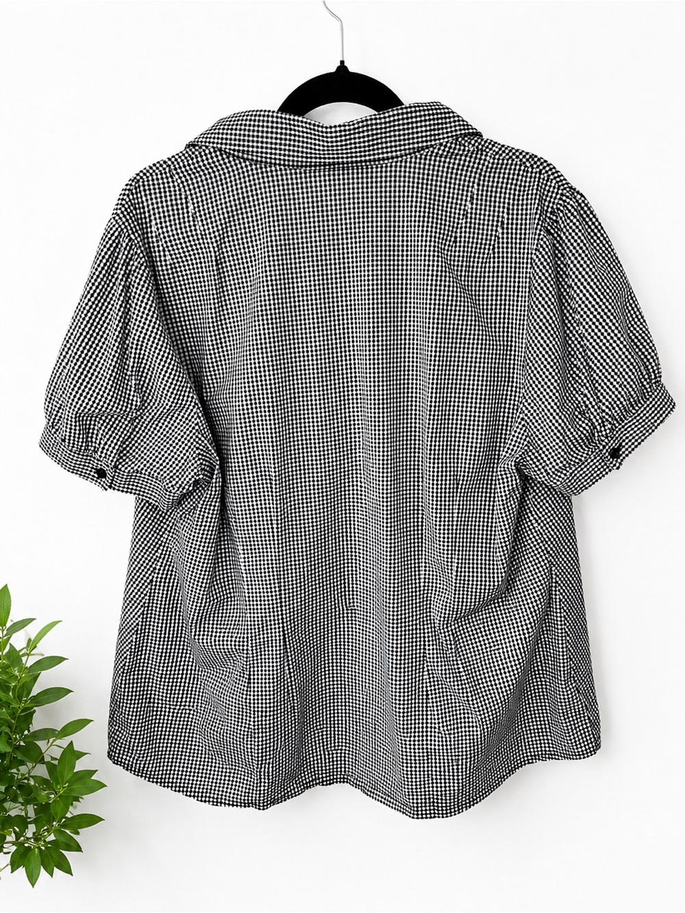 Saint John’s Bay Black White Gingham Button Front Blouse 1X - Picture 2 of 4